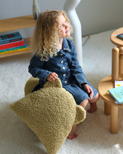 Wigiwama Almofada Urso Matcha - This Little Room