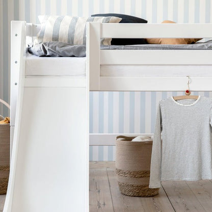 ECO Luxury Cama meia - altura C/Escorrega - This Little Room
