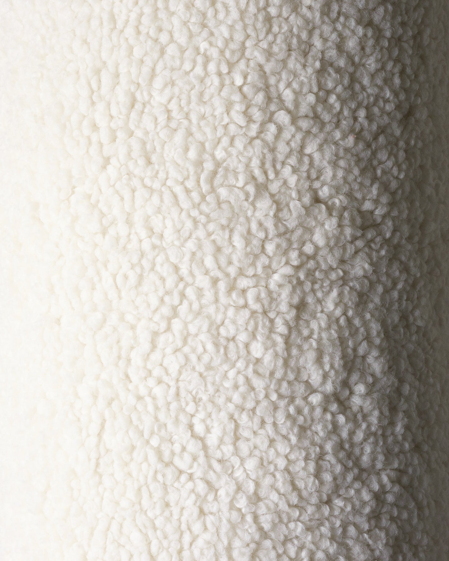 Almofada Urso Branco Creme Wigiwama - This Little Room
